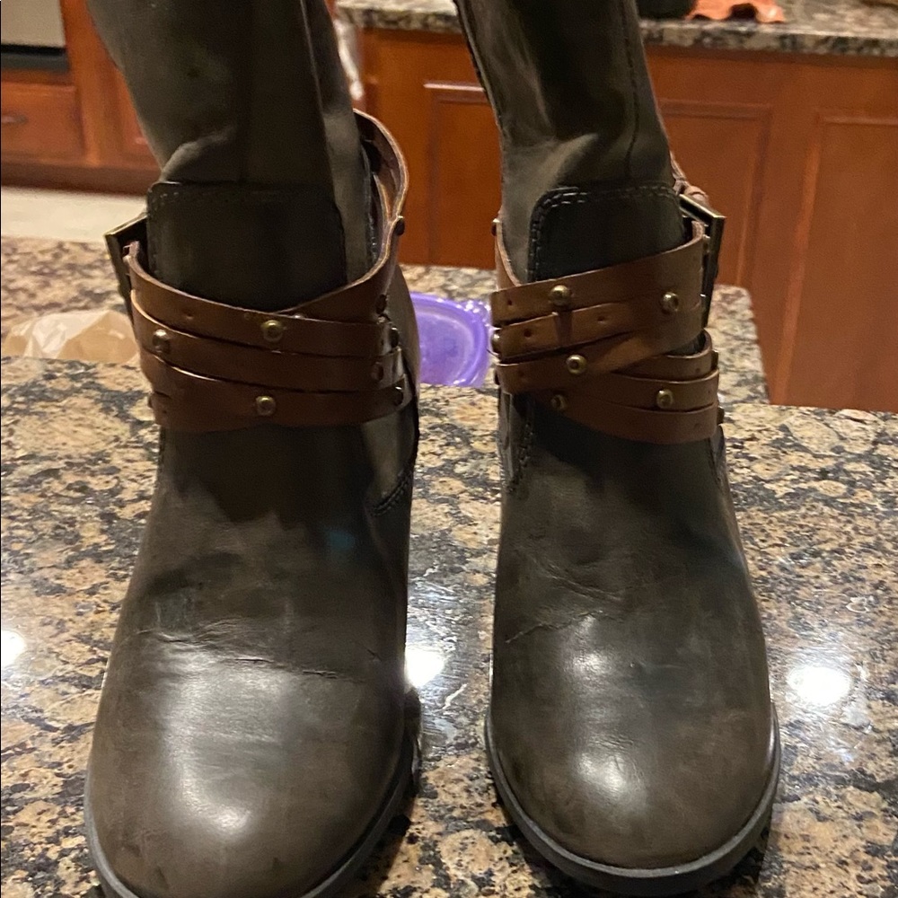 Leather boots- New- Size 9